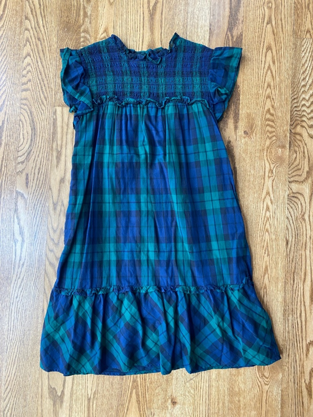 Girls Vinyard Vines 100% cotton plaid dress large ruffle sleeve flutter sleeve